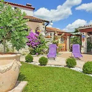 mon-perin-castrum-apartment-sara.in-istria.net/
