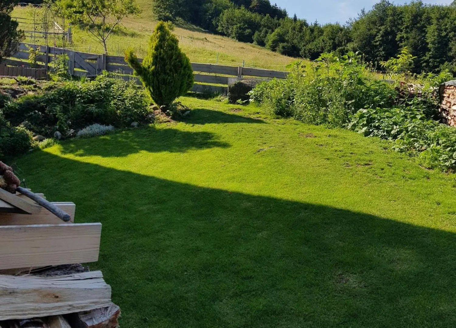 Ferienwohnung Schlossberg 1 派廷