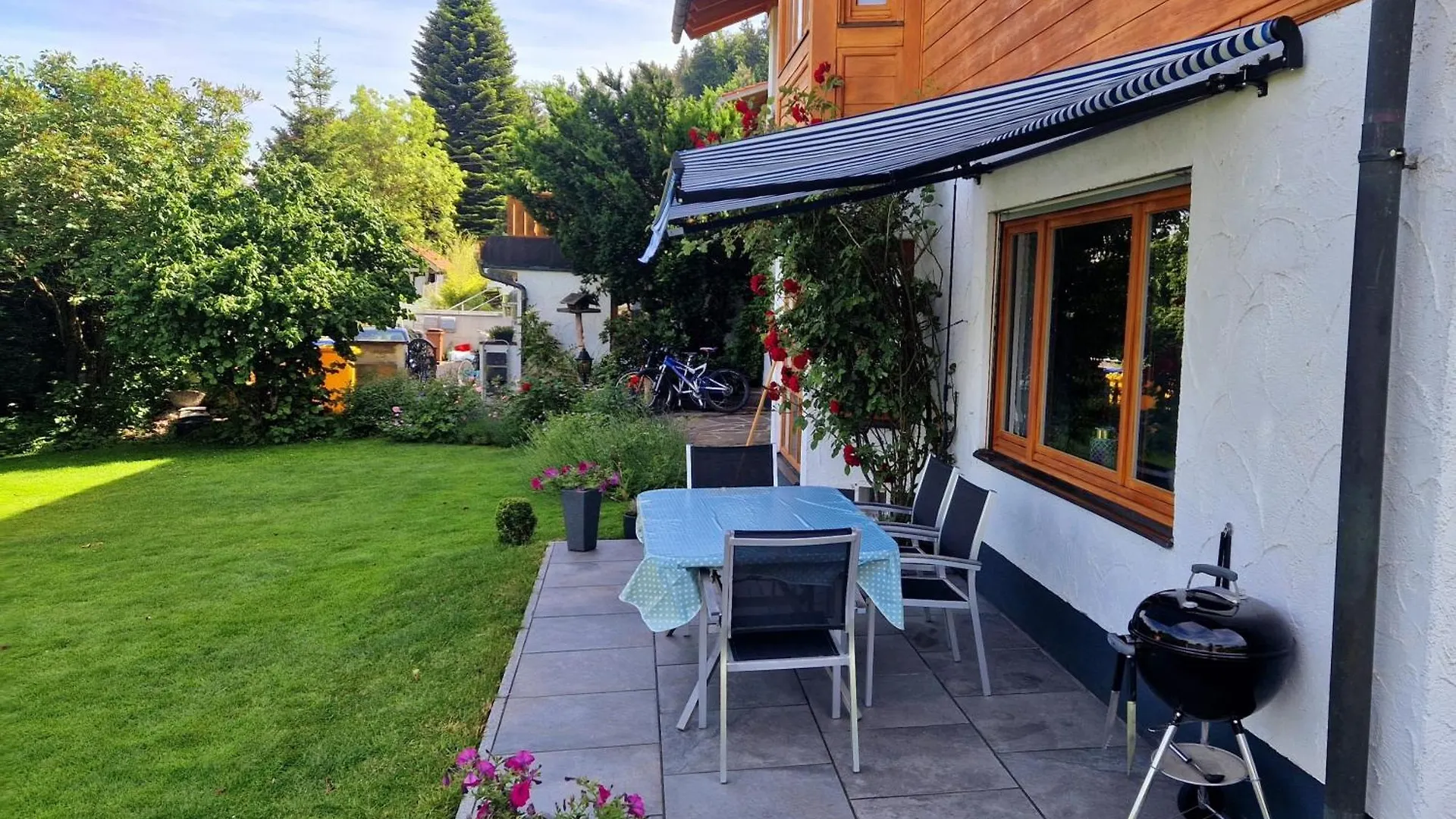 Ferienwohnung Schlossberg 1 派廷