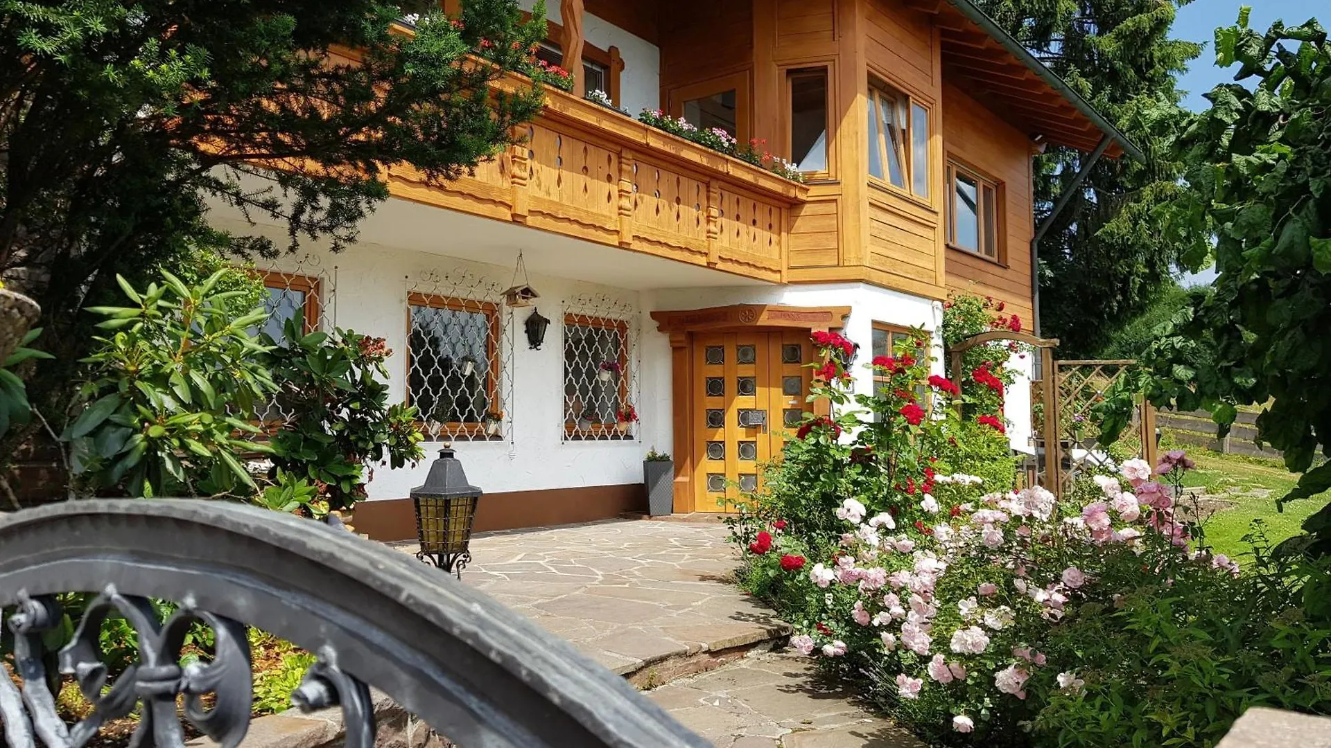 Ferienwohnung Schlossberg 1 派廷